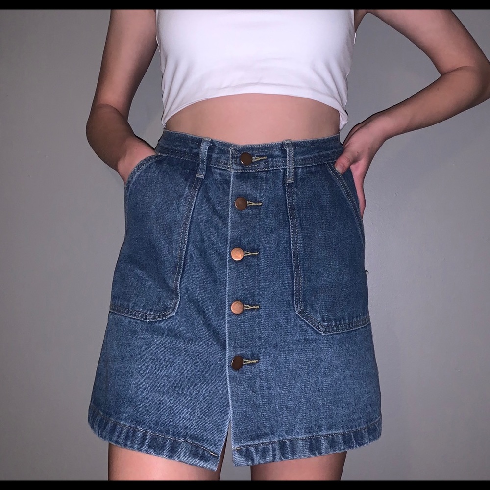 ๐3 for $15๐ Button Up Denim Skirt - Picture 1 of 3